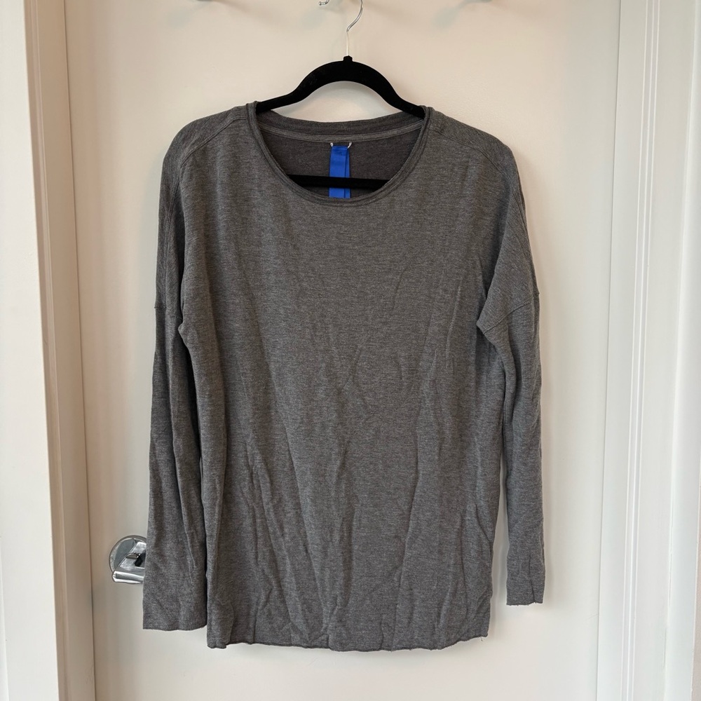 Kit & Ace Grey Crewneck Long Sleeve Top in Heather Grey Size 4